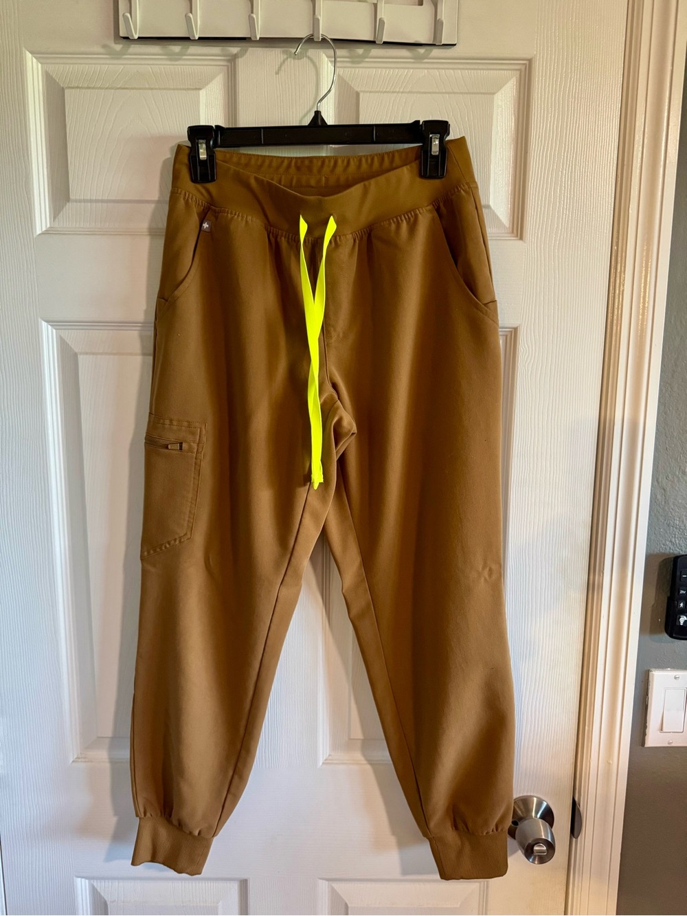 Zamora Jogger Scrub Pants in Brown with Neon Drawstring